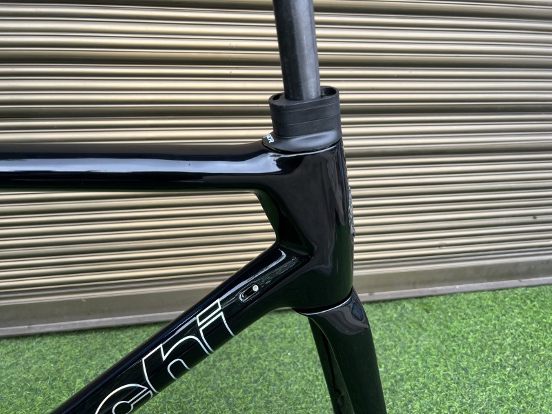 Bianchi Specialissima カーボンファイバー ロード自転車